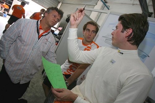 Jan Lammers met Luyendyk en Bleekemolen